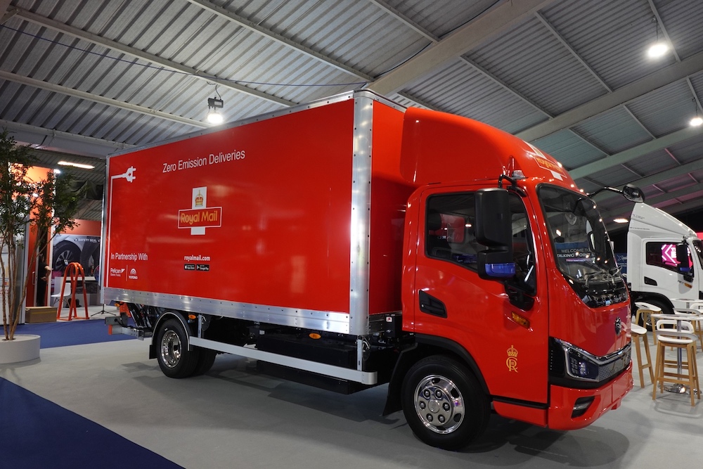 Yutong trial for Royal Mail