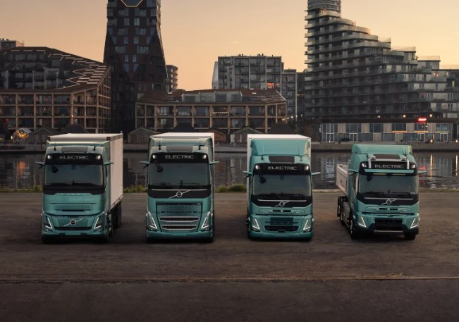 Volvo wins International Truck of the Year award for electric range